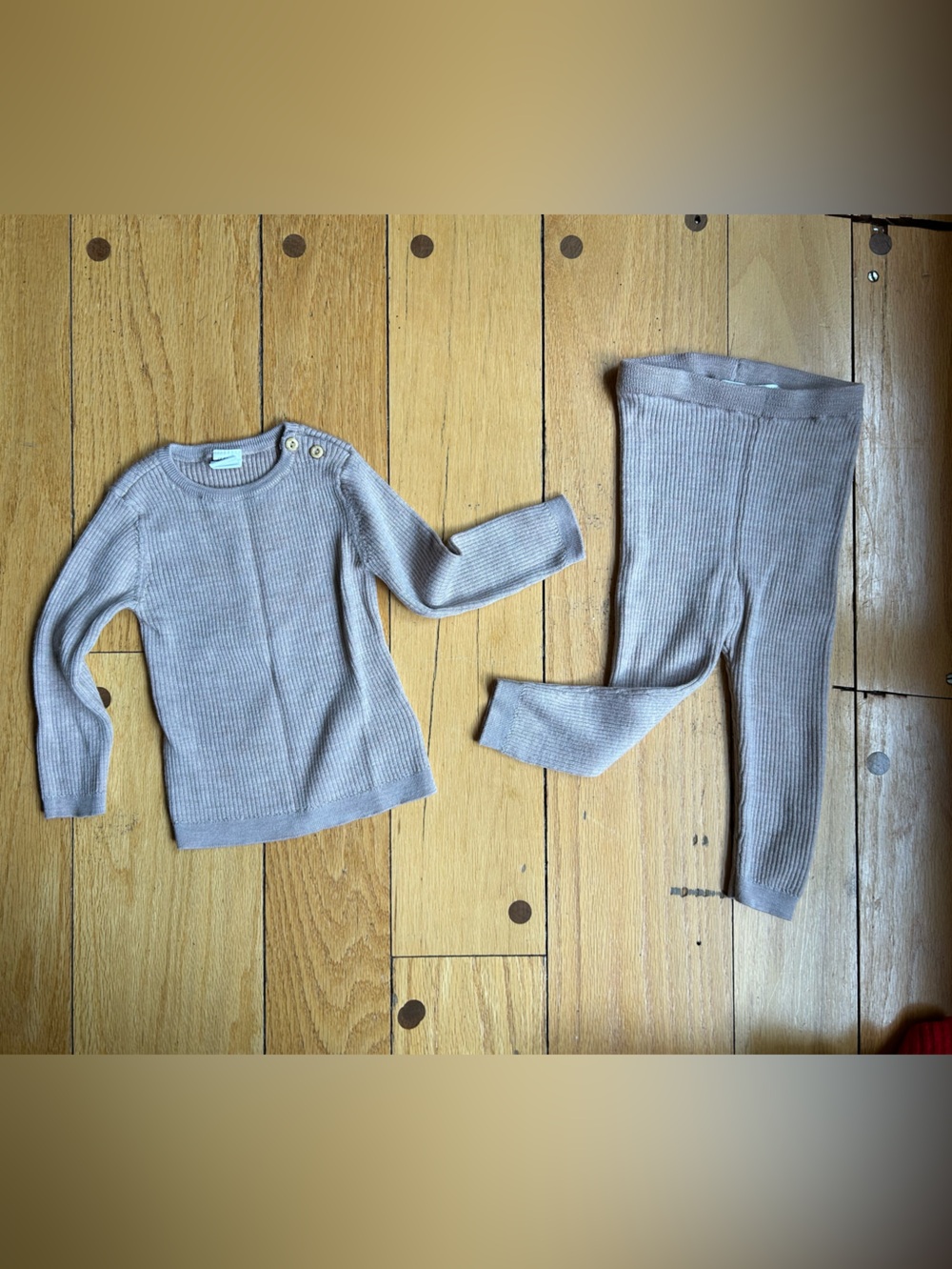 H&M Wool Set - Picture 1 of 2